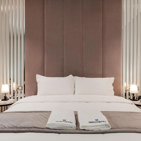 Troci Hotel Kamez Экстерьер фото