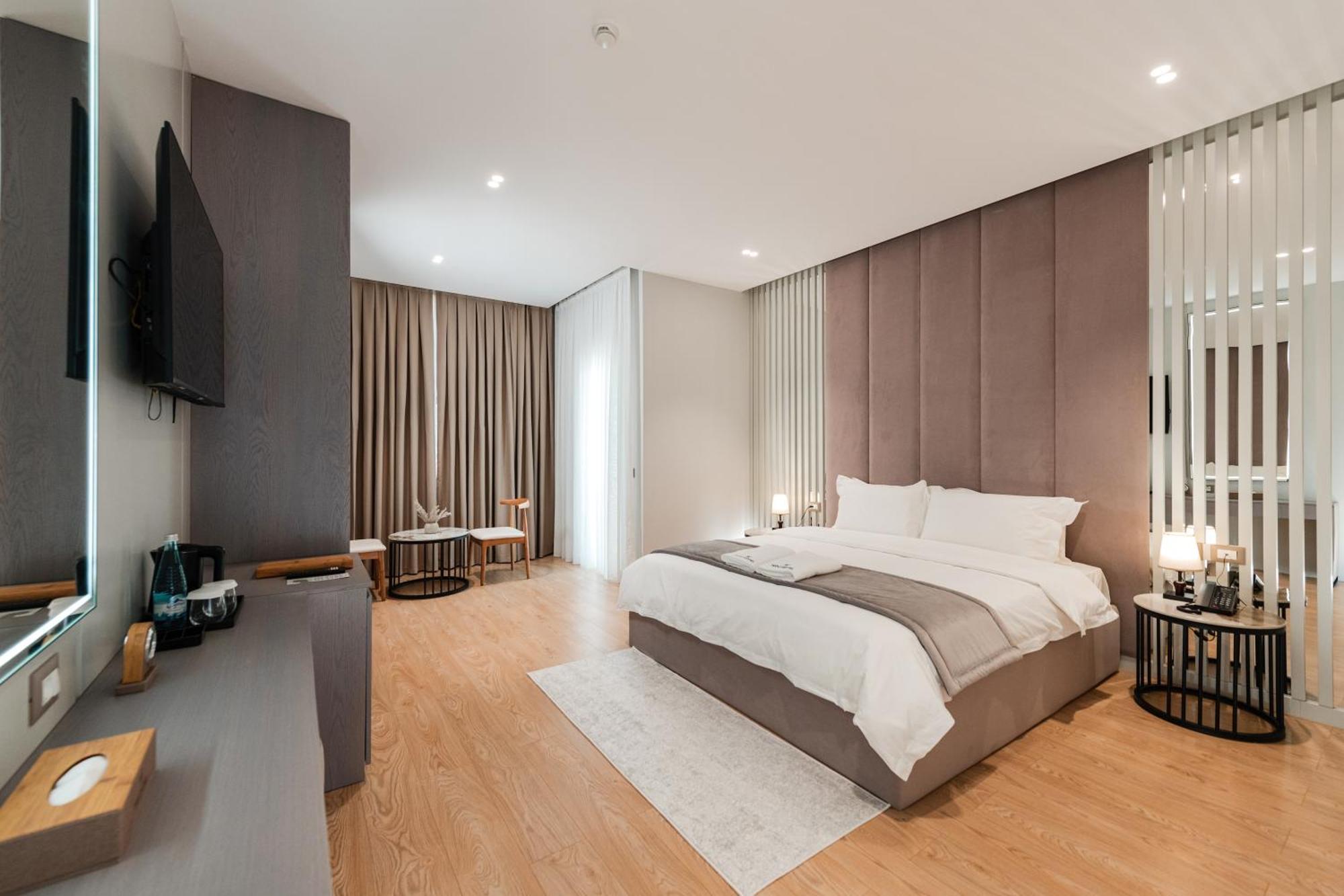 Troci Hotel Kamez Экстерьер фото