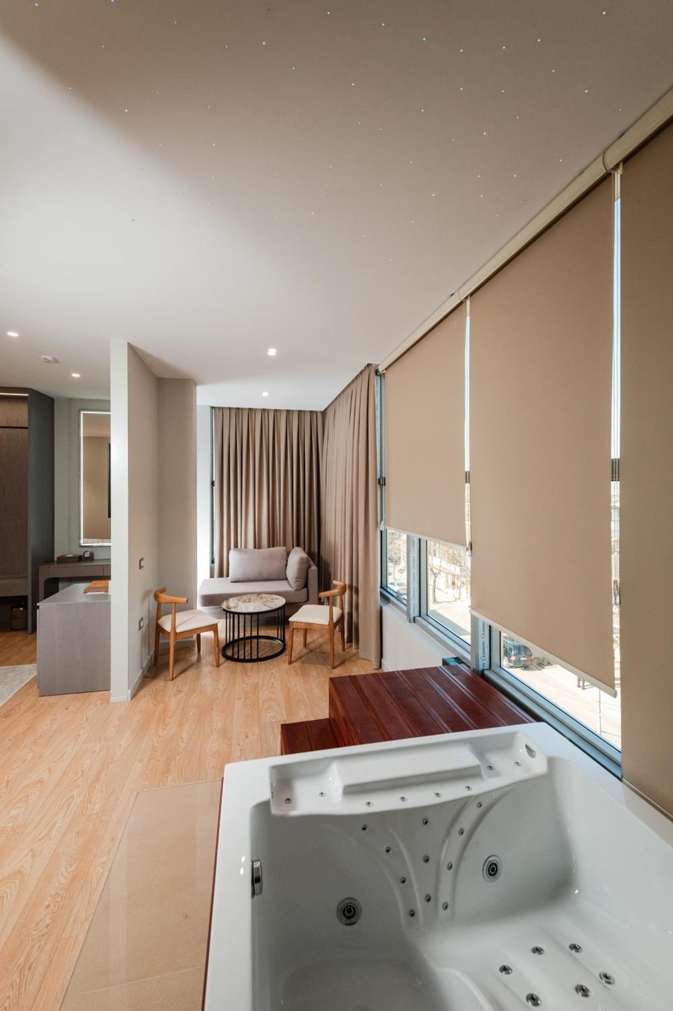 Troci Hotel Kamez Экстерьер фото