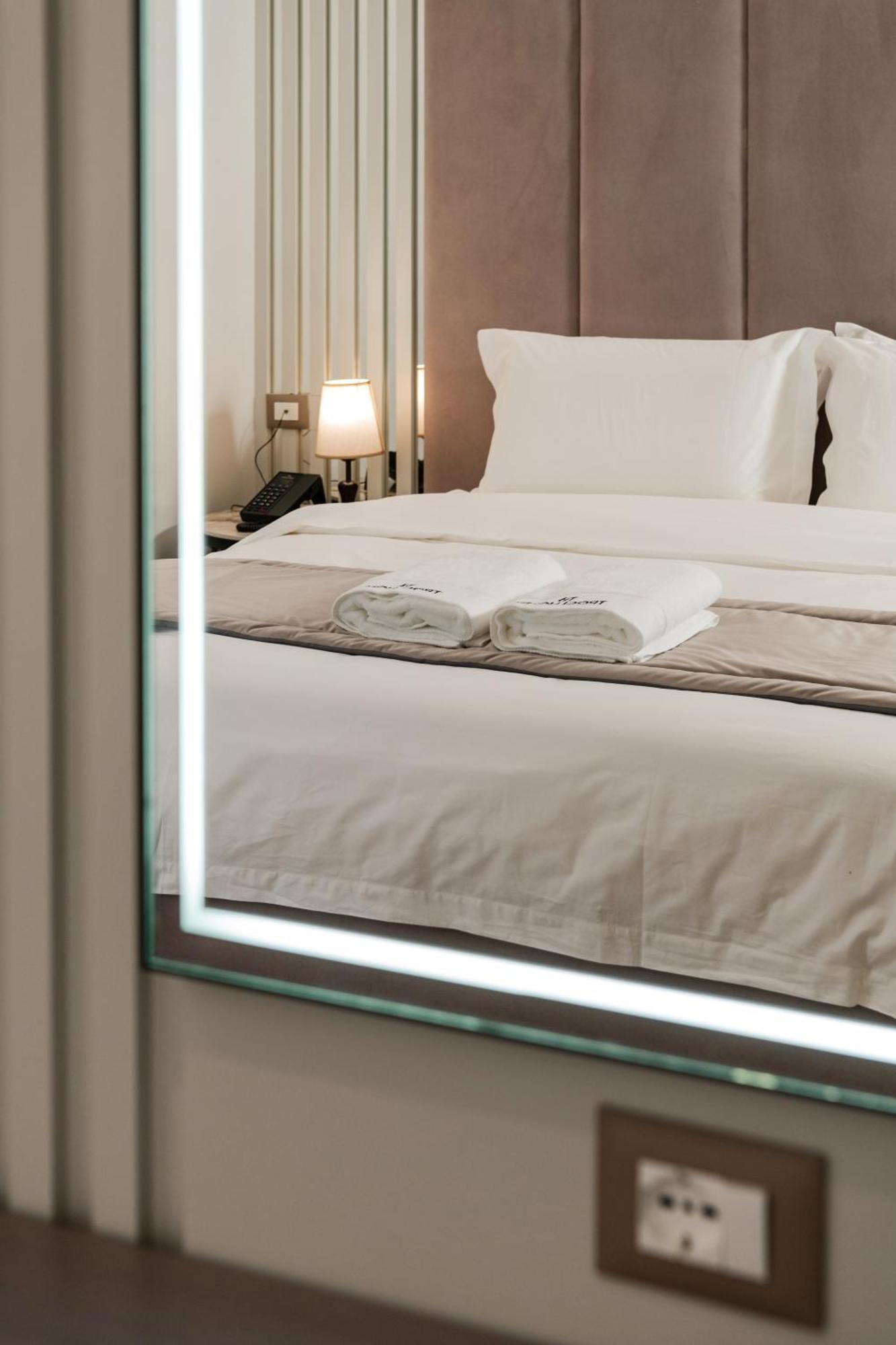 Troci Hotel Kamez Экстерьер фото