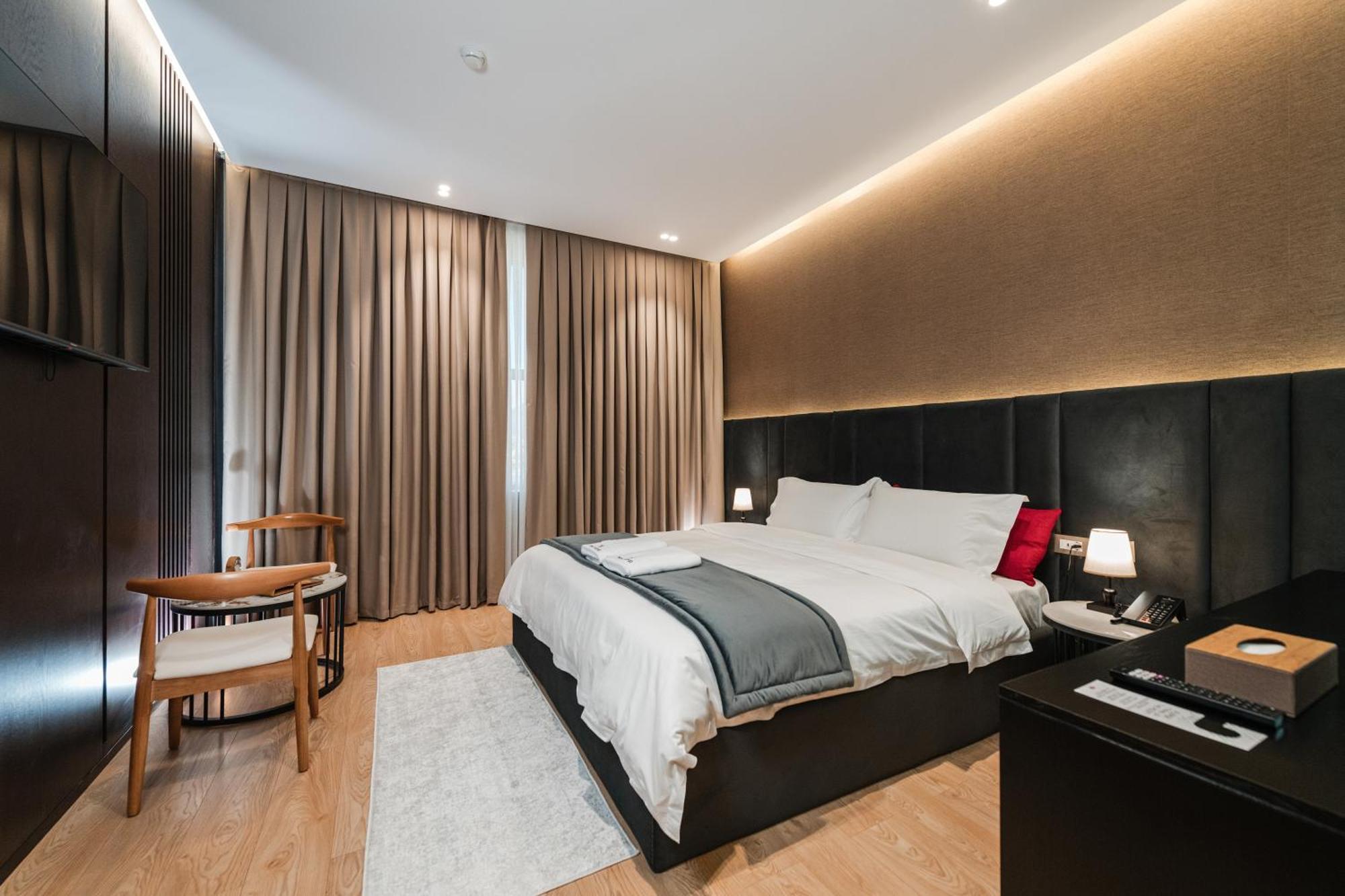 Troci Hotel Kamez Экстерьер фото
