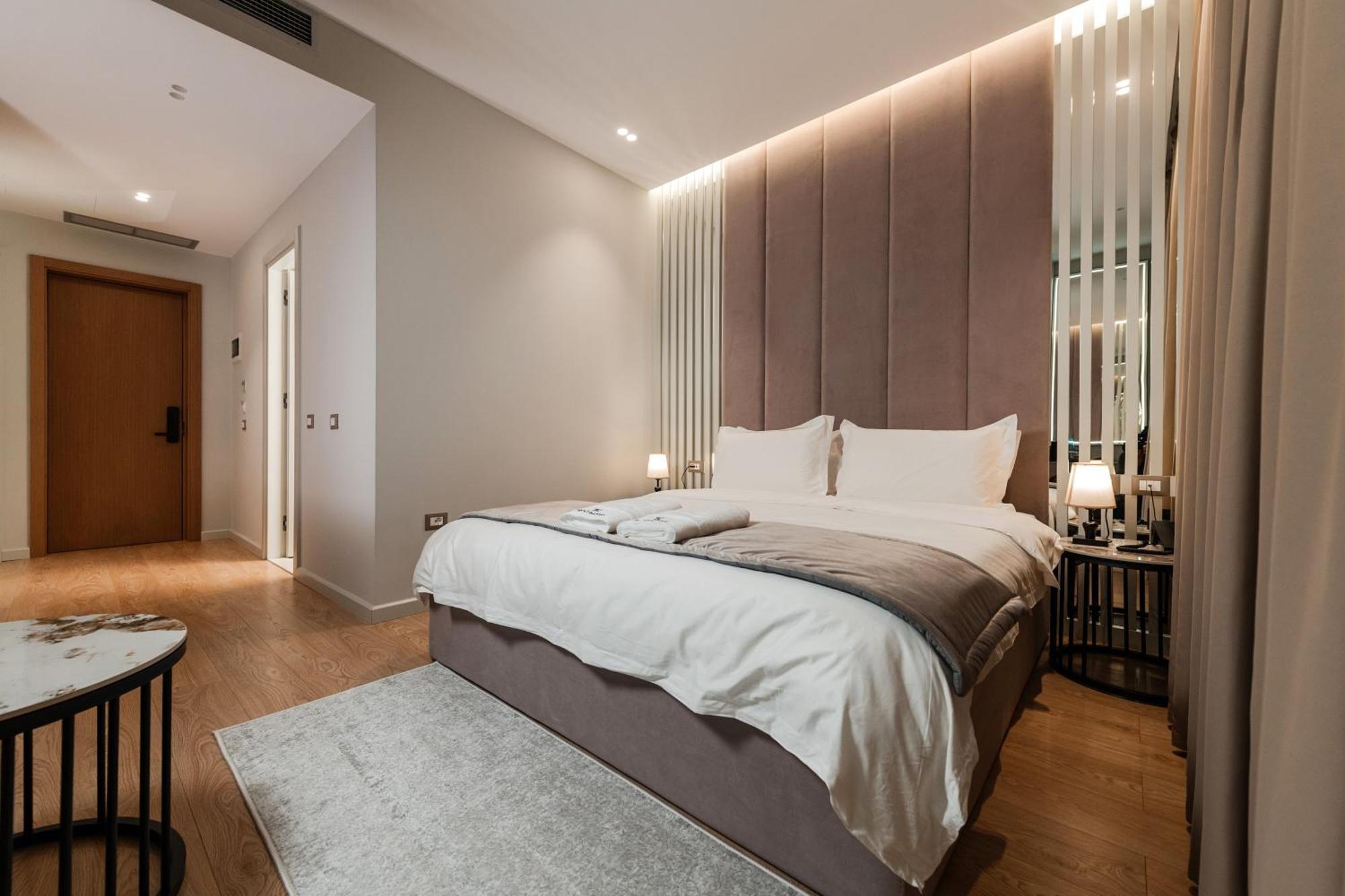 Troci Hotel Kamez Экстерьер фото