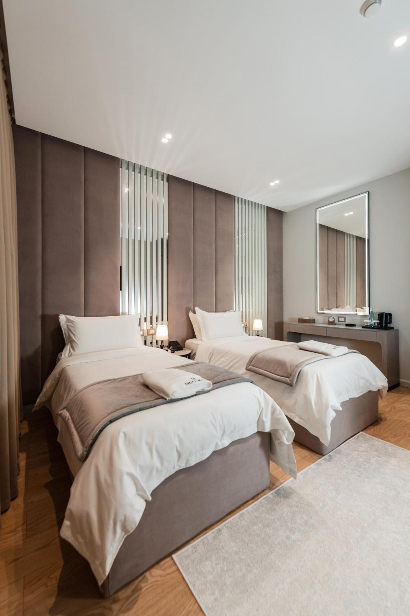 Troci Hotel Kamez Экстерьер фото